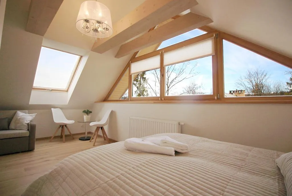 ザコパネApartament Bazatatry Do Skoczni 2アパートメント アパート ザコパネ